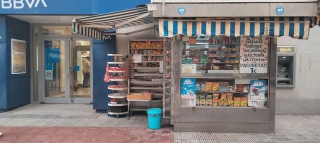 Kommersiell til salgs i Centro - San Felipe - Huerta Fava, La Línea de la Concepción - € 22 000 (Ref: 9818560)