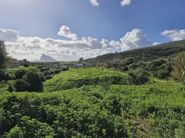Ubebygd land til salgs i Santa Margarita, La Línea de la Concepción - € 1 600 000 (Ref: 9818561)