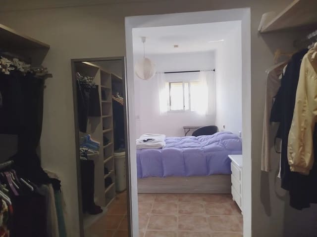 3 bedroom Finca/Country House for sale in El Zabal - Santa Margarita, La Línea de la Concepción - € 182,000 (Ref: 9818564)