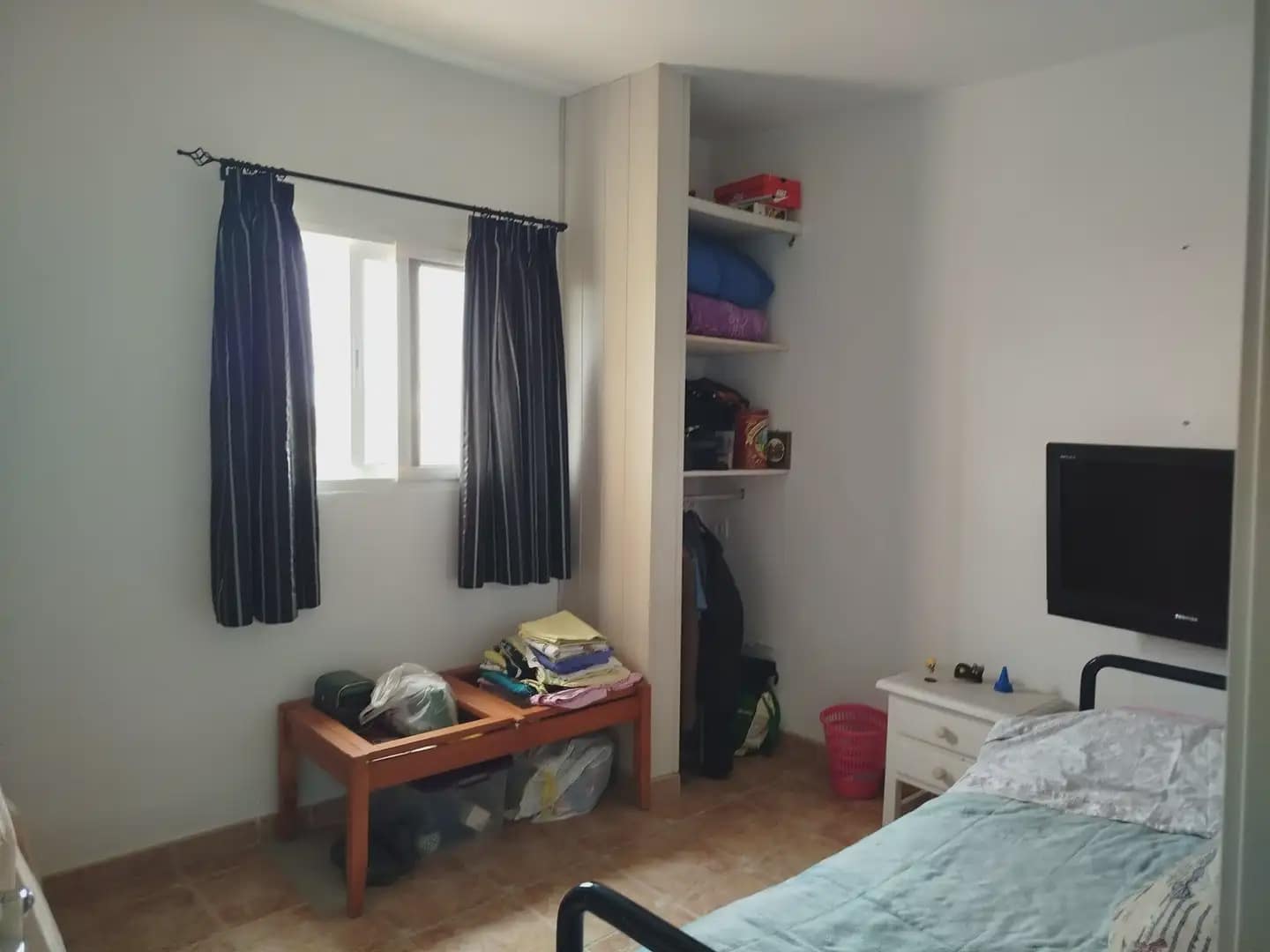 3 bedroom Finca/Country House for sale in La Linea de la Concepcion - € 182,000 (Ref: 9818564)