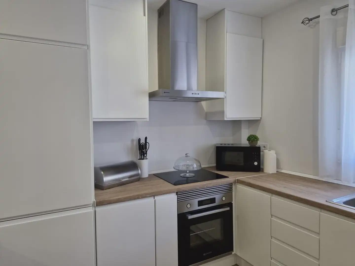 2 soverom Hus til salgs i La Linea de la Concepcion - € 170 000 (Ref: 9818565)