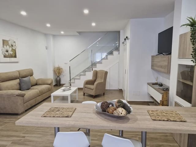 2 soverom Hus til salgs i San José - San Bernardo, La Línea de la Concepción - € 170 000 (Ref: 9818565)