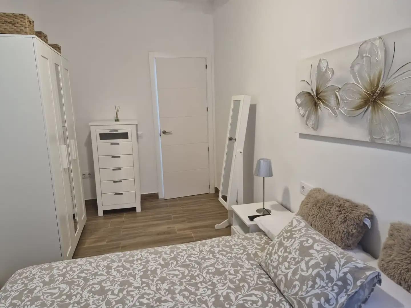 2 soverom Hus til salgs i La Linea de la Concepcion - € 170 000 (Ref: 9818565)