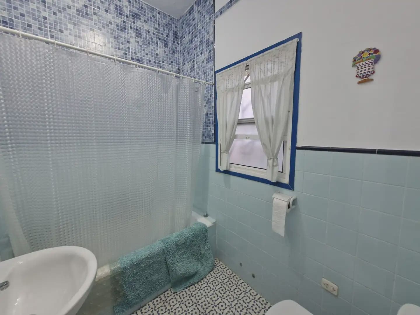 4 soverom Hus til salgs i La Linea de la Concepcion - € 180 000 (Ref: 9818566)