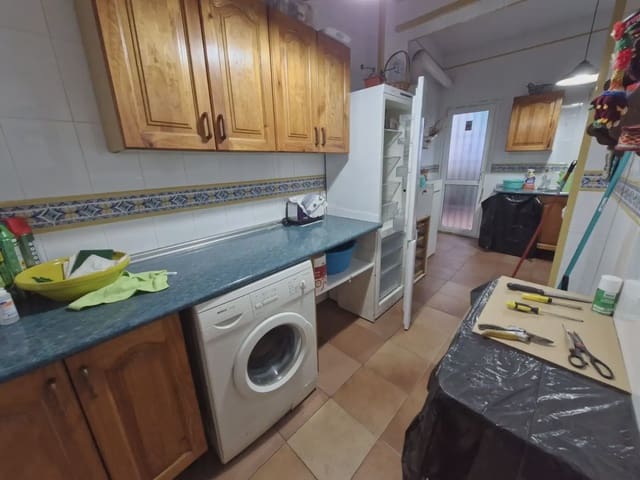 4 soverom Hus til salgs i San José - San Bernardo, La Línea de la Concepción - € 180 000 (Ref: 9818566)