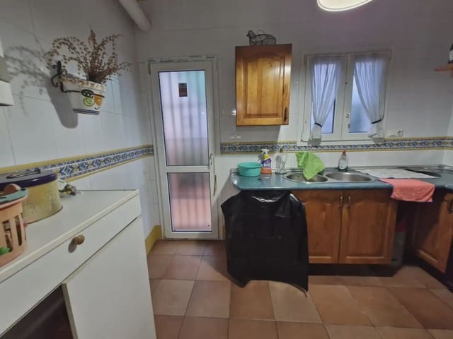 4 soverom Hus til salgs i San José - San Bernardo, La Línea de la Concepción - € 180 000 (Ref: 9818566)