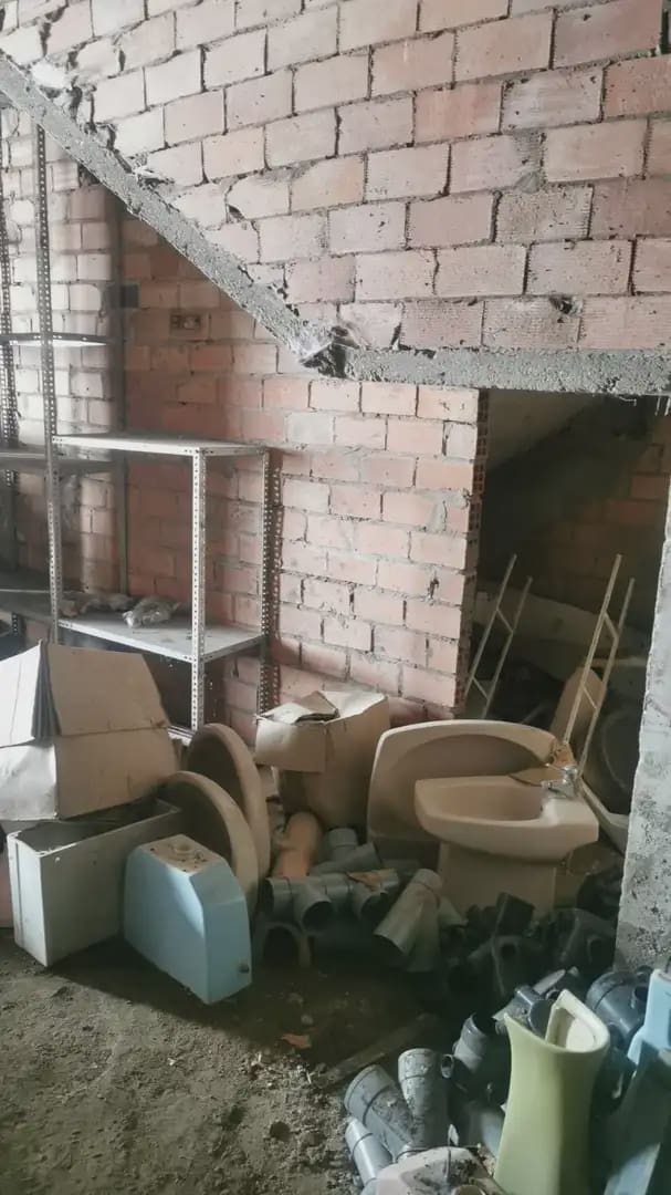 Gewerbe zu verkaufen in La Linea de la Concepcion - 60.000 € (Ref: 9818568)