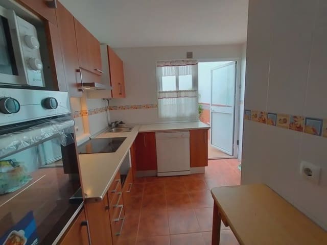 3 chambre Villa/Maison Mitoyenne à vendre à San Pedro - Gabriel Miró - María Guerrero, La Línea de la Concepción - 249 000 € (Ref: 9818573)