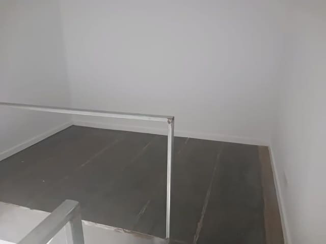 Kommersiell til leie i Centro - San Felipe - Huerta Fava, La Línea de la Concepción - € 400 (Ref: 9818575)