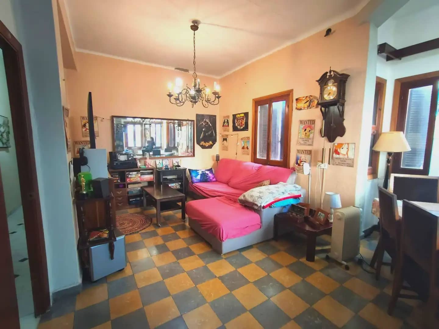 4 soverom Hus til salgs i La Linea de la Concepcion - € 335 000 (Ref: 9818578)