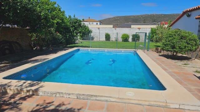 Finca/Country House for sale in El Zabal - Santa Margarita, La Línea de la Concepción - € 415,000 (Ref: 9818579)