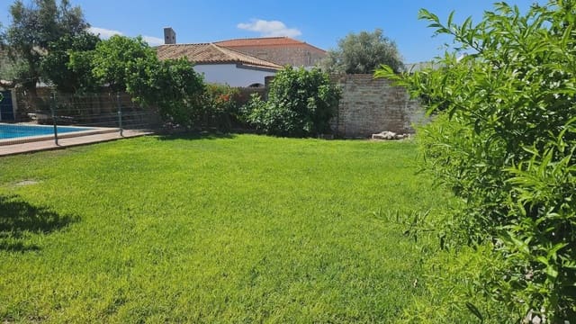Finca/Country House for sale in El Zabal - Santa Margarita, La Línea de la Concepción - € 415,000 (Ref: 9818579)