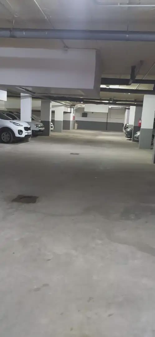 Garasje til salgs i La Linea de la Concepcion - € 14 000 (Ref: 9818581)