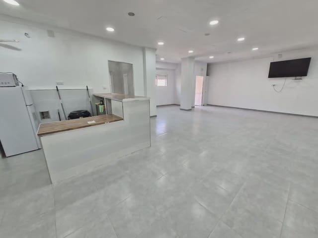Kommersiell til salgs i Centro - San Felipe - Huerta Fava, La Línea de la Concepción - € 125 000 (Ref: 9818584)