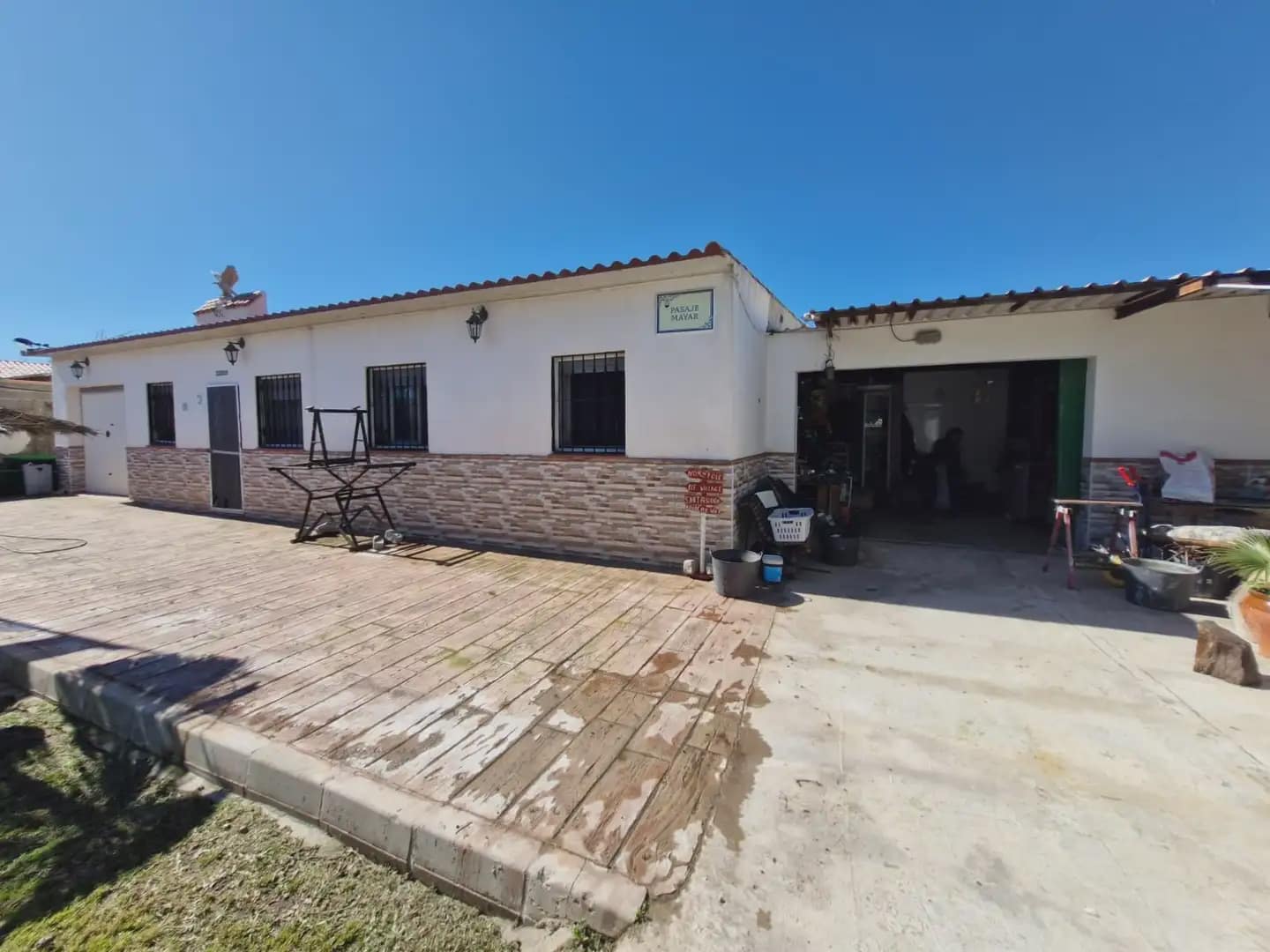 Finca/Country House for sale in La Linea de la Concepcion - € 600,000 (Ref: 9818585)