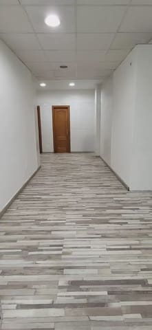 Kommersiell til leie i Centro - San Felipe - Huerta Fava, La Línea de la Concepción - € 600 (Ref: 9818586)