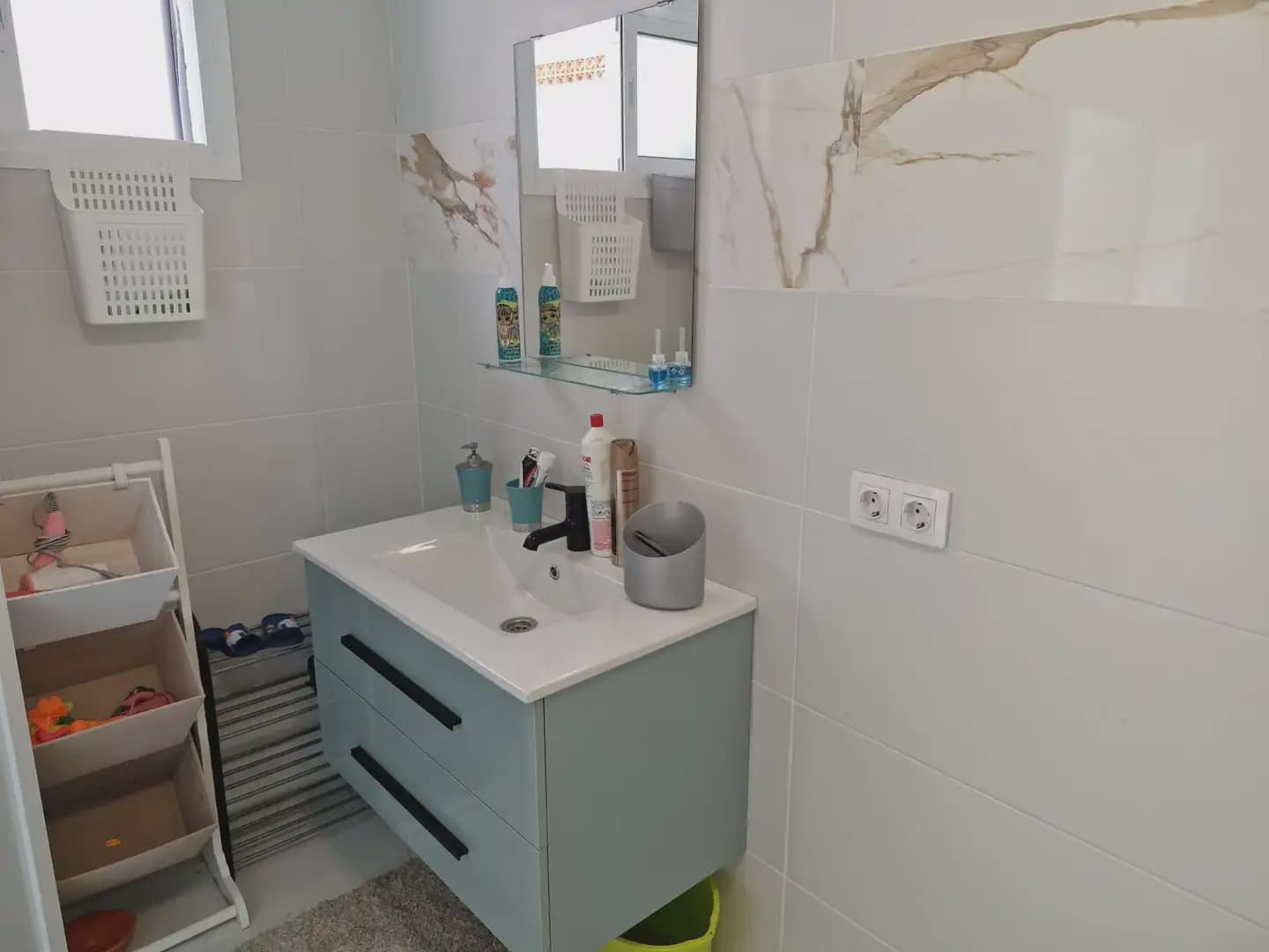 1 slaapkamer Appartement te koop in La Linea de la Concepcion - € 320.000 (Ref: 9818591)