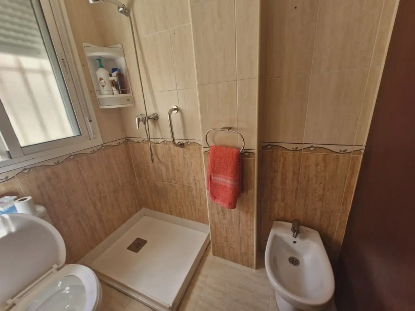 2 slaapkamer Flat te koop in La Linea de la Concepcion - € 126.050 (Ref: 9818592)