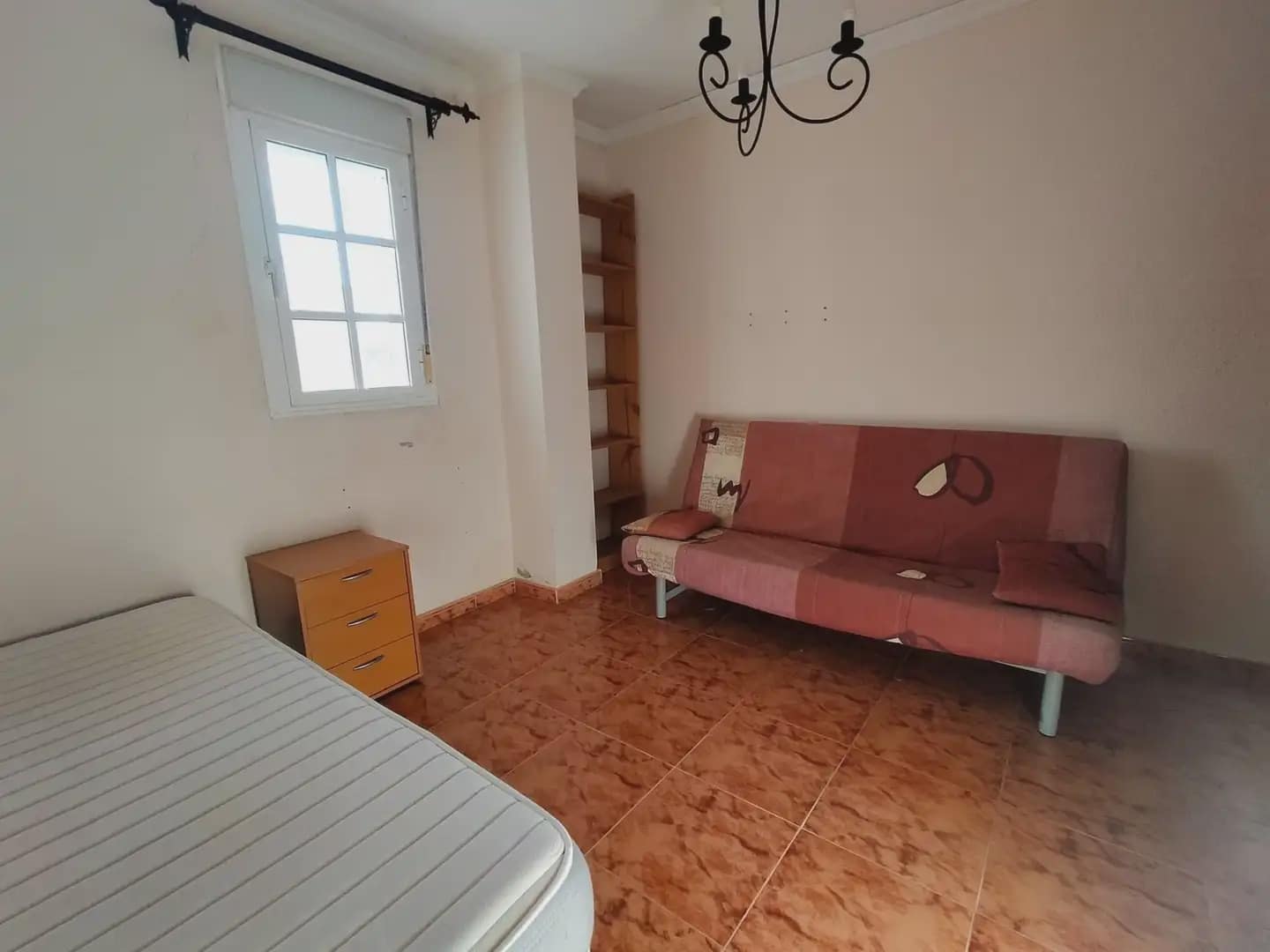 3 soverom Leilighet til salgs i La Linea de la Concepcion - € 215 000 (Ref: 9818593)