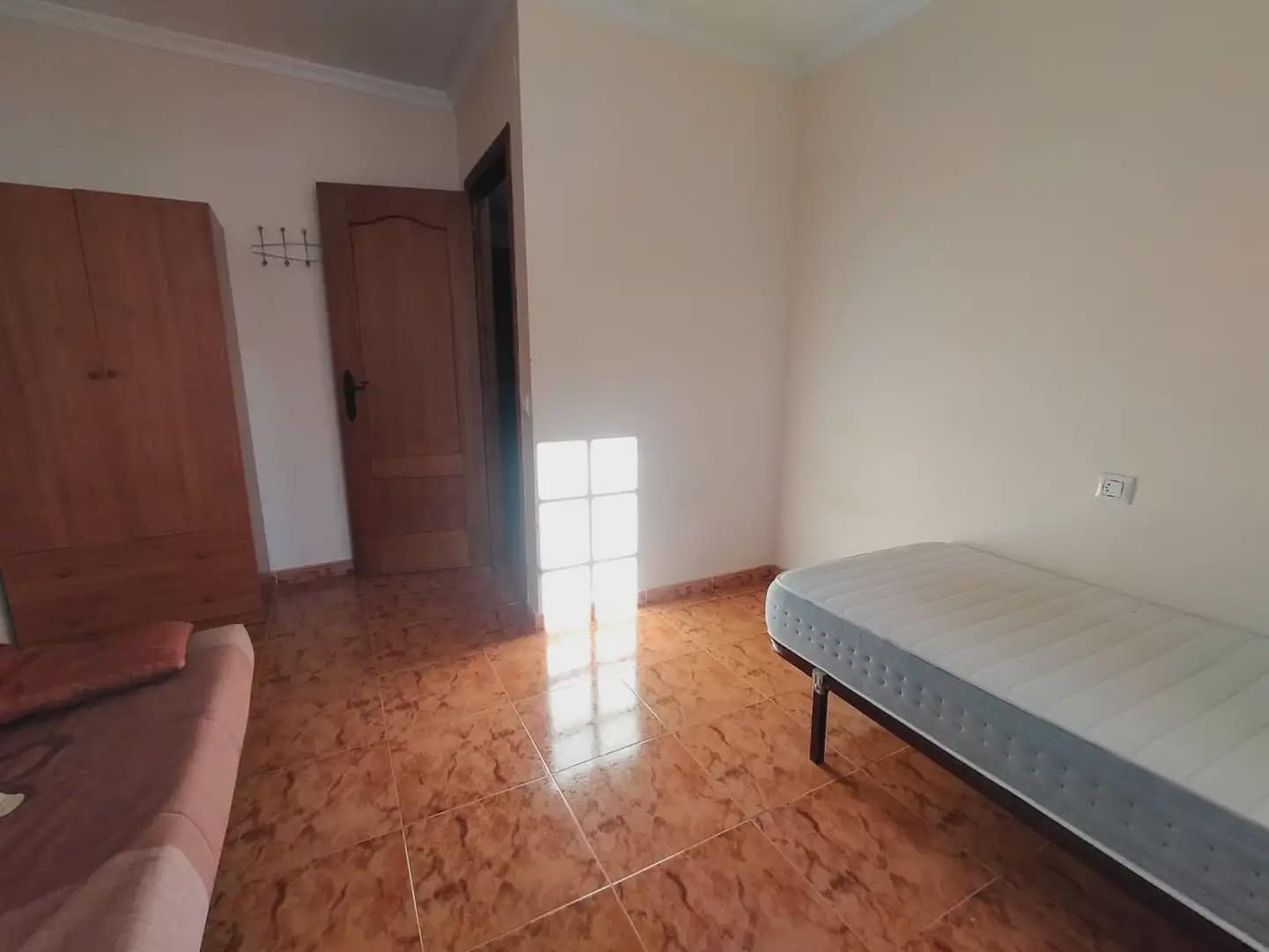 3 soverom Leilighet til salgs i La Linea de la Concepcion - € 215 000 (Ref: 9818593)