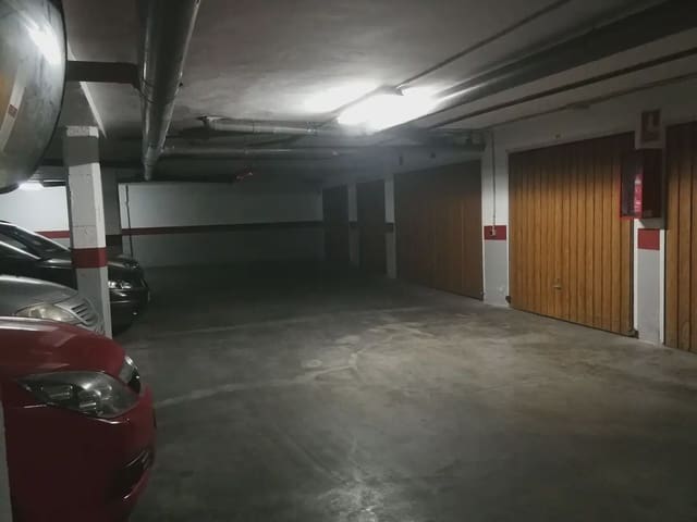 Garasje til salgs i Santa Bárbara - Ciudad Deportiva, La Línea de la Concepción - € 17 000 (Ref: 9818594)