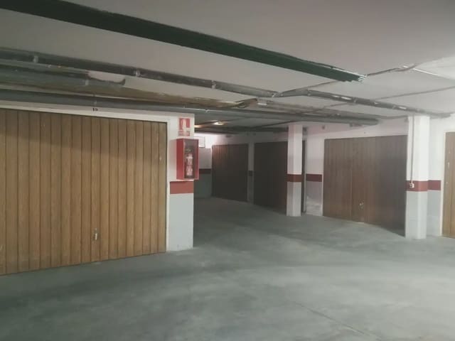Garasje til salgs i Santa Bárbara - Ciudad Deportiva, La Línea de la Concepción - € 17 000 (Ref: 9818594)