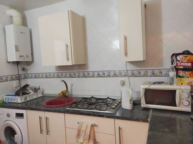 2 soverom Leilighet til leie i Huerta Fava - Santiago, La Línea de la Concepción - € 875 (Ref: 9818595)