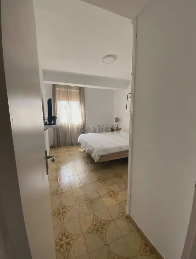 4 soverom Leilighet til leie i La Linea de la Concepcion - € 1 500 (Ref: 9818600)