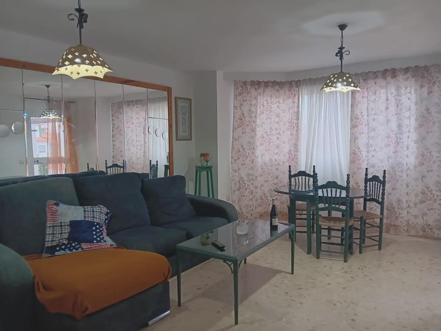 4 soverom Leilighet til leie i La Linea de la Concepcion med garasje - € 1 500 (Ref: 9818601)