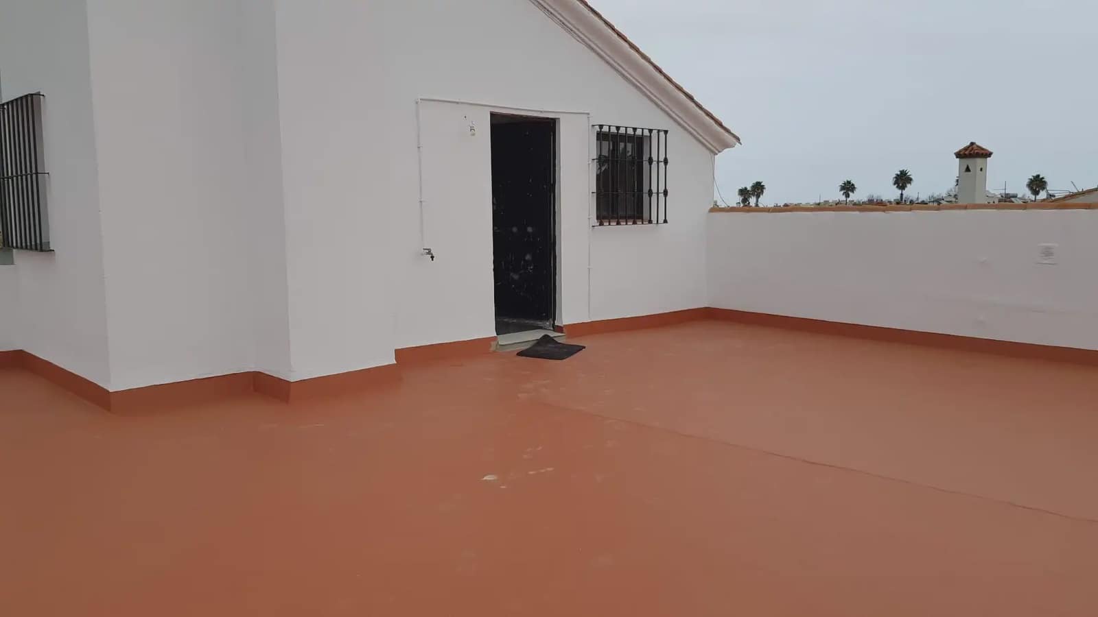 4 soverom Leilighet til leie i La Linea de la Concepcion med garasje - € 1 500 (Ref: 9818601)