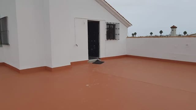 4 soverom Leilighet til leie i San Pedro - Gabriel Miró - María Guerrero, La Línea de la Concepción med garasje - € 1 500 (Ref: 9818601)