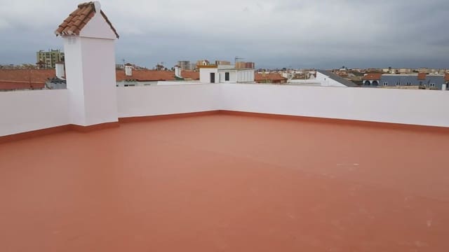 4 soverom Leilighet til leie i San Pedro - Gabriel Miró - María Guerrero, La Línea de la Concepción med garasje - € 1 500 (Ref: 9818601)