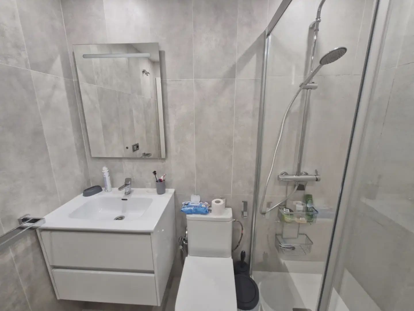 3 soverom Leilighet til salgs i La Linea de la Concepcion med svømmebasseng - € 189 000 (Ref: 9818602)