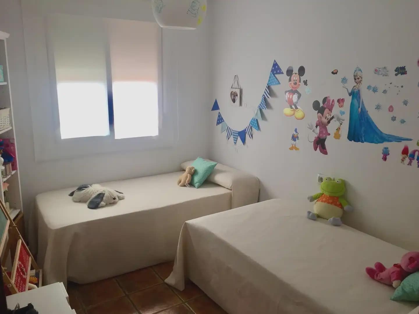 3 soverom Hus til salgs i La Linea de la Concepcion - € 314 000 (Ref: 9818604)