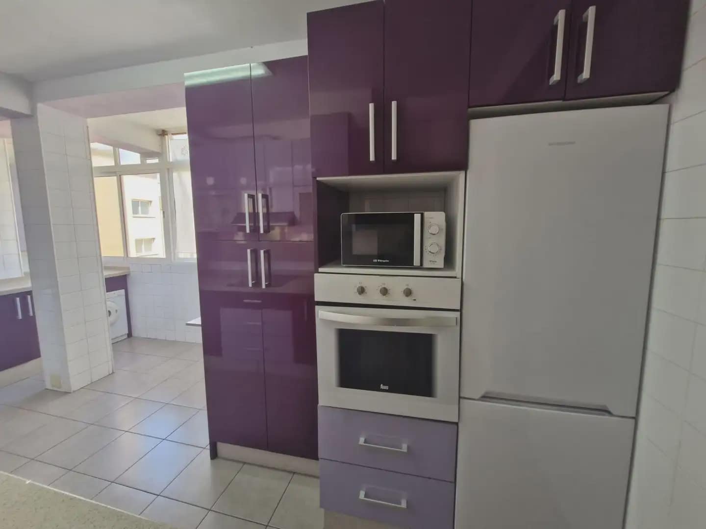 3 bedroom Flat for sale in La Linea de la Concepcion - € 220,000 (Ref: 9821520)
