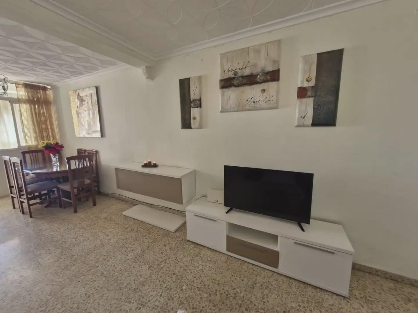 3 bedroom Flat for sale in La Linea de la Concepcion - € 220,000 (Ref: 9821520)