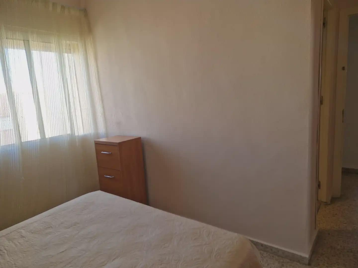 3 bedroom Flat for sale in La Linea de la Concepcion - € 220,000 (Ref: 9821520)