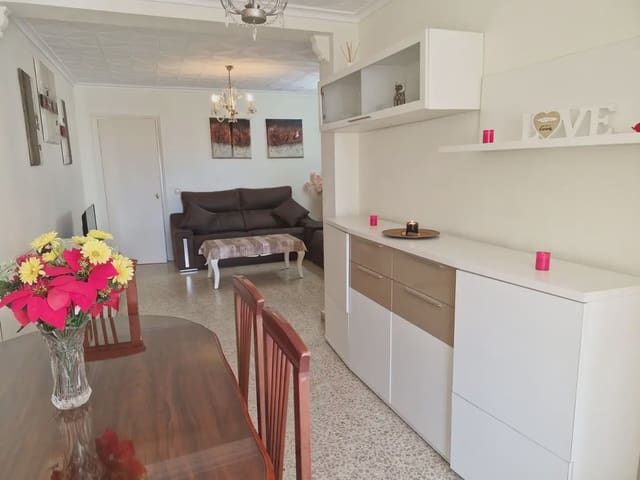 3 soveværelse Lejlighed til salg i Santa Bárbara - Ciudad Deportiva, La Línea de la Concepción - € 220.000 (Ref: 9821520)