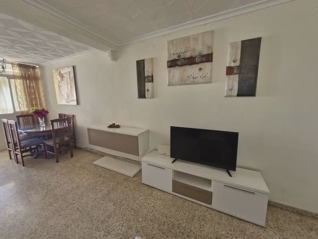 3 soveværelse Lejlighed til salg i Santa Bárbara - Ciudad Deportiva, La Línea de la Concepción - € 220.000 (Ref: 9821520)