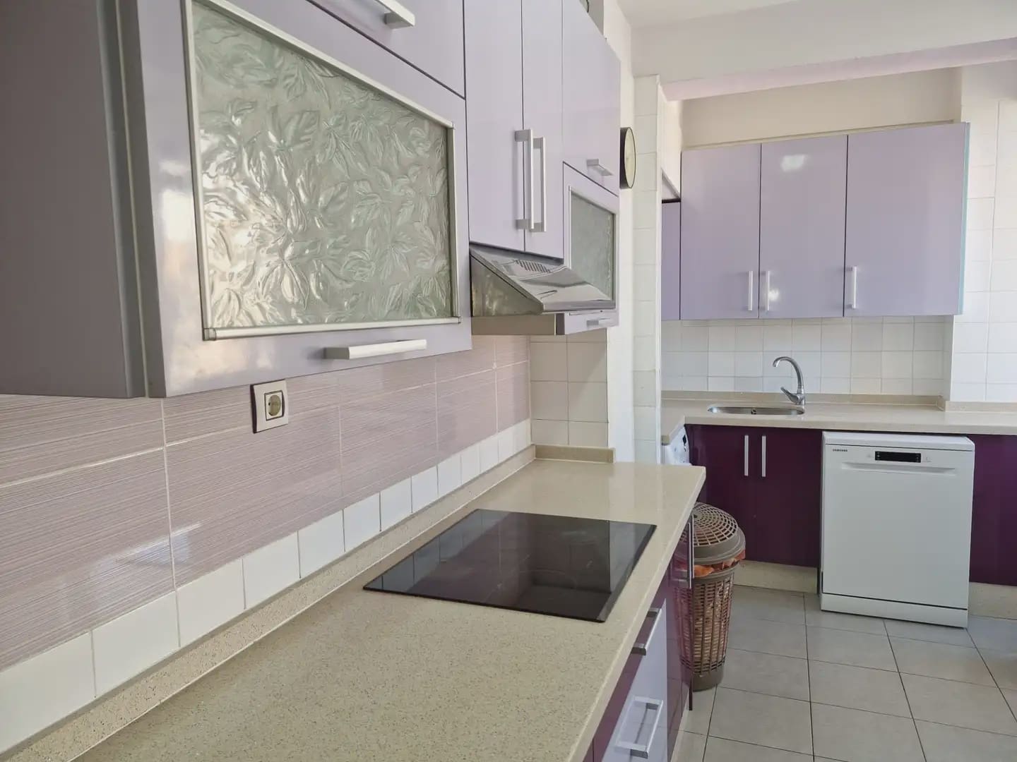 3 bedroom Flat for sale in La Linea de la Concepcion - € 220,000 (Ref: 9821520)