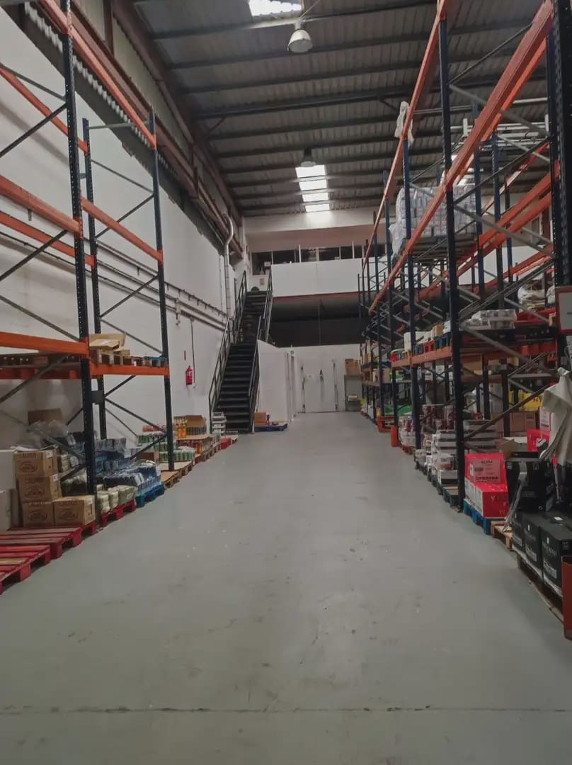 Local Commercial à vendre à La Linea de la Concepcion - 470 000 € (Ref: 9834296)