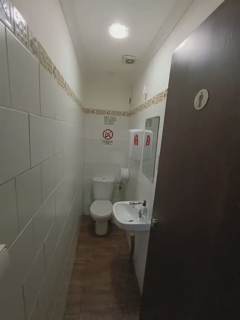 Commercial for sale in La Linea de la Concepcion - € 41,050 (Ref: 9844012)