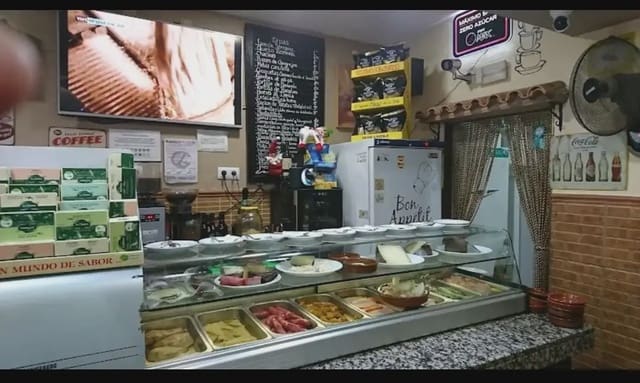Commercial for sale in Mondejar - Junquillos, La Línea de la Concepción - € 41,050 (Ref: 9844012)