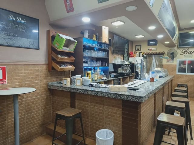 Commercial for sale in Mondejar - Junquillos, La Línea de la Concepción - € 41,050 (Ref: 9844012)