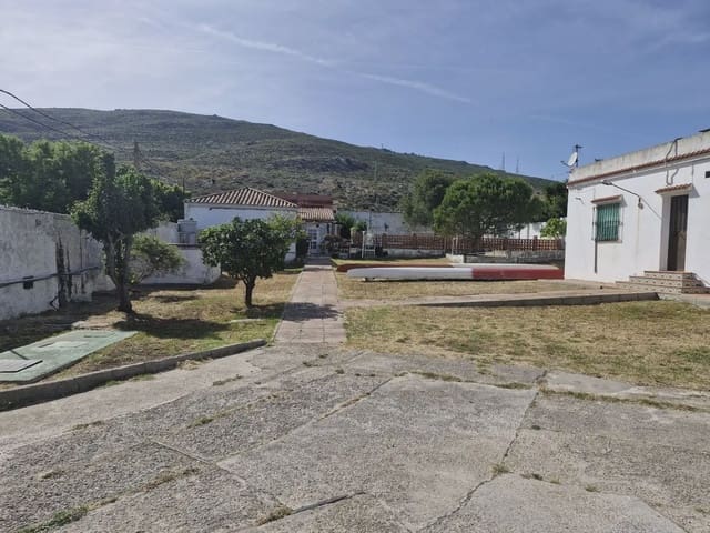 3 chambre Finca/Maison de Campagne à vendre à El Zabal - Santa Margarita, La Línea de la Concepción avec piscine - 192 000 € (Ref: 9864070)