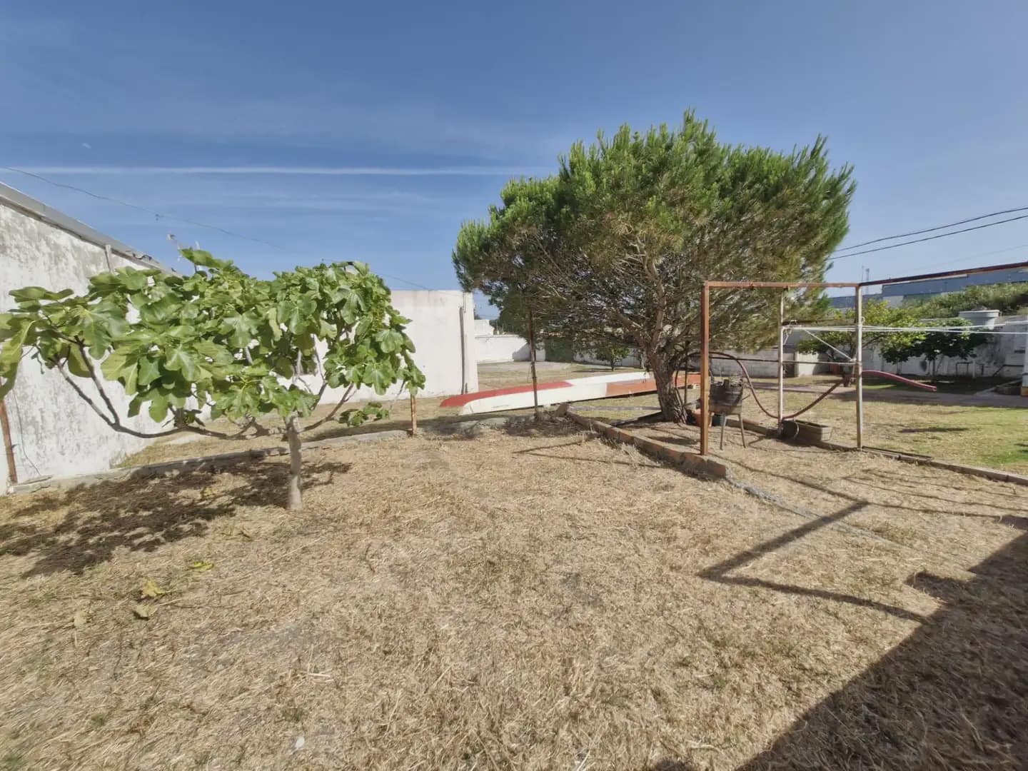 3 bedroom Finca/Country House for sale in La Linea de la Concepcion with pool - € 192,000 (Ref: 9864070)