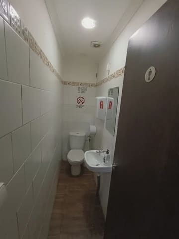 Kommersiell til salgs i Mondejar - Junquillos, La Línea de la Concepción - € 235 000 (Ref: 9867405)