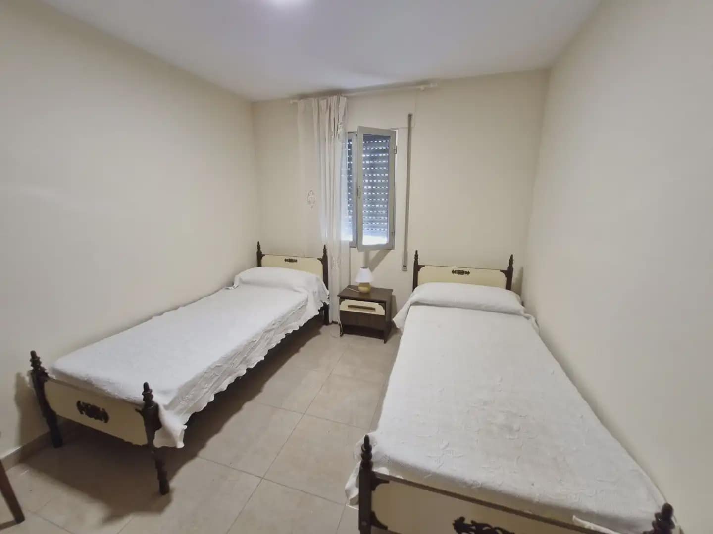 3 bedroom Flat for rent in La Linea de la Concepcion - € 900 (Ref: 9872180)