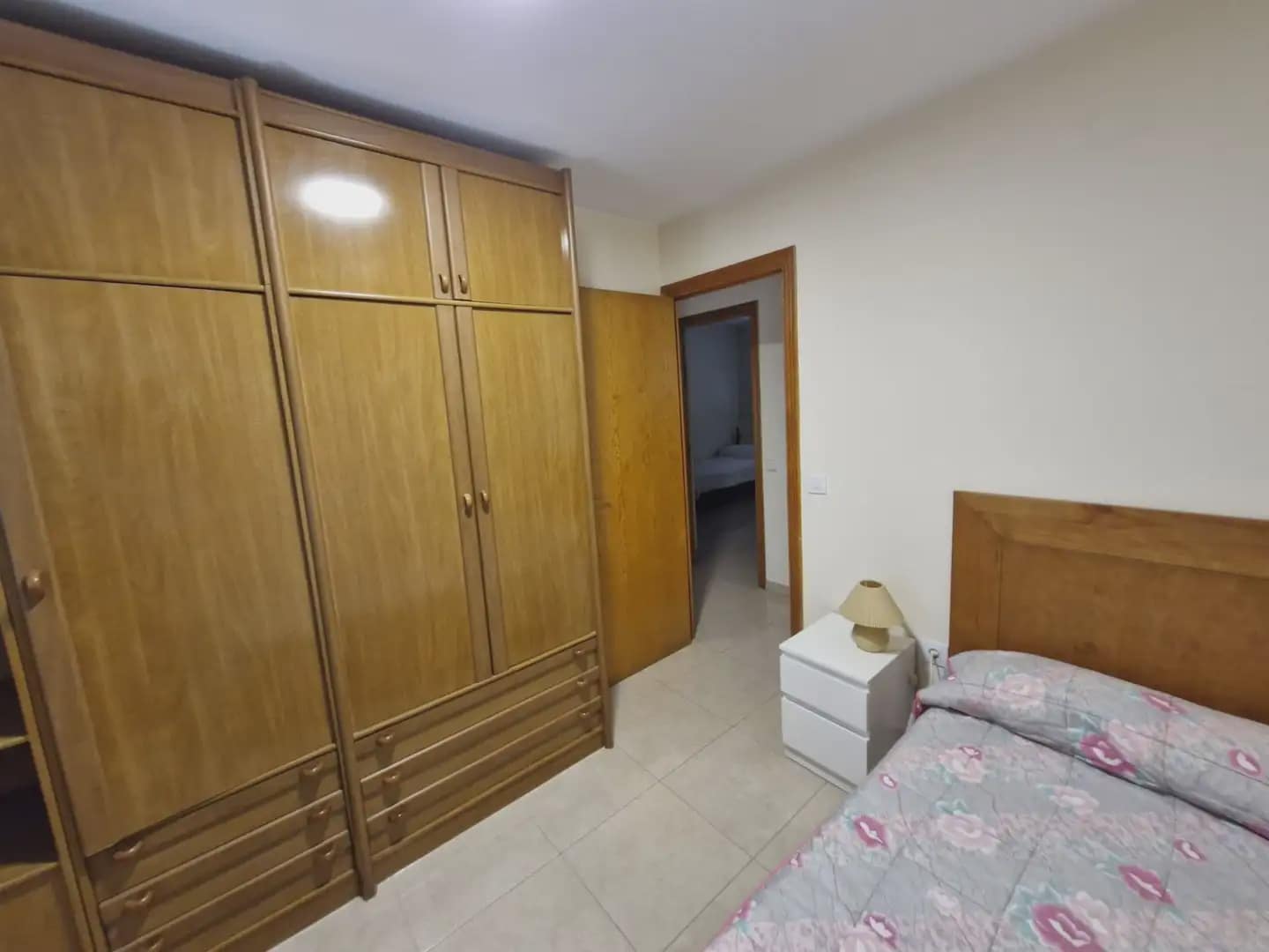 3 bedroom Flat for rent in La Linea de la Concepcion - € 900 (Ref: 9872180)