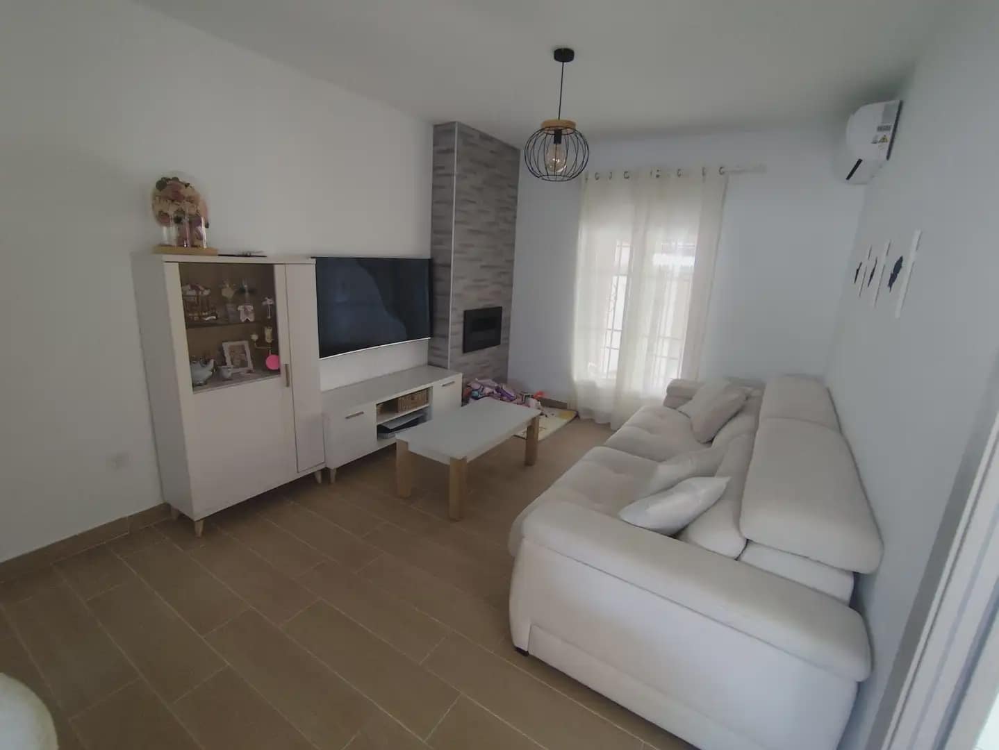 3 soveværelse Byhus til salg i La Linea de la Concepcion - € 275.000 (Ref: 9872181)